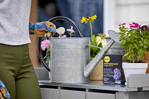 Miracle-Gro® Performance Organics® Blooms Plant Nutrition